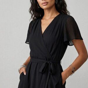 NWT Black Pleated Wrap Dress Feminine Romantic Boho Size 6 Chiffon Ruffle Hem